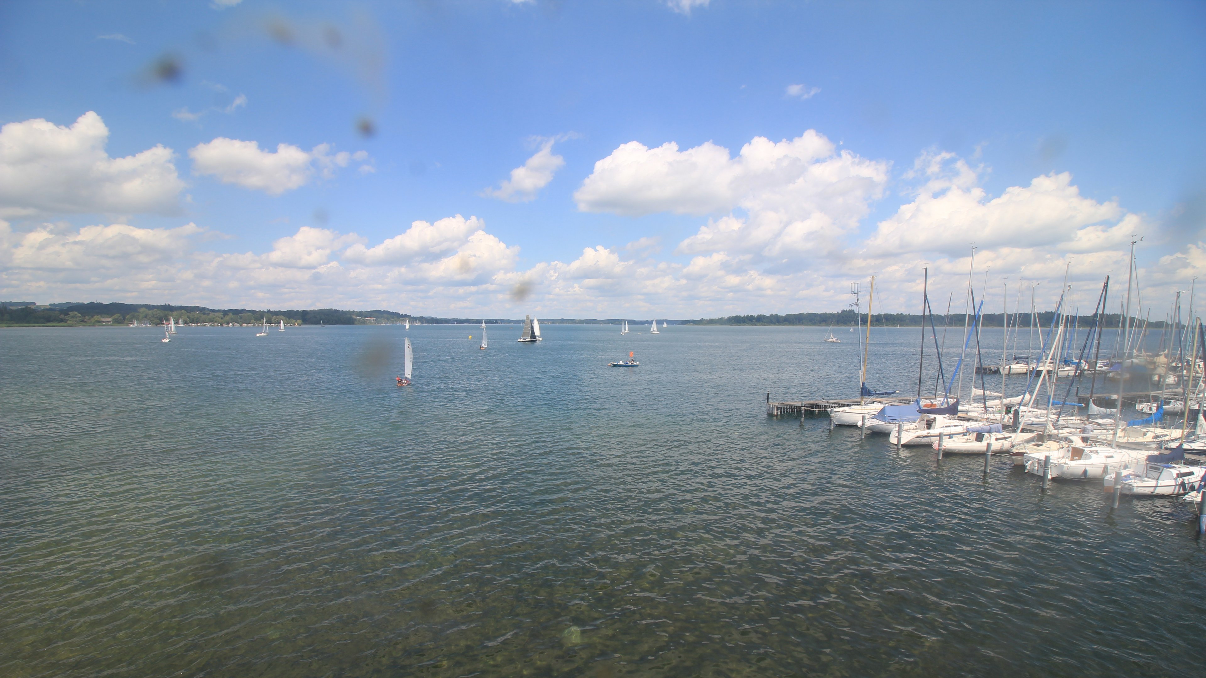 Chiemsee, Bernau-Felden Richtung Norden (c) terra-hd.de