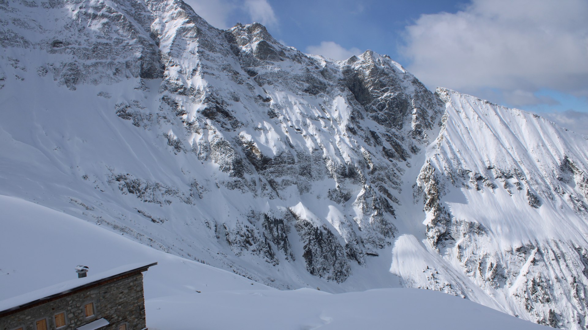 Geraer Hütte-Blick nach Südwesten mit Winterraum