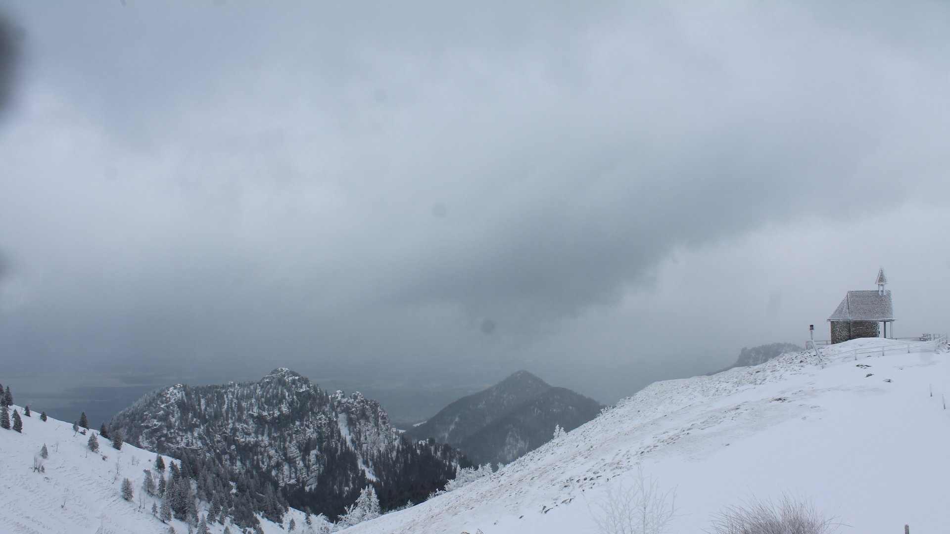 Steinlingalm-Blick nach Osten mit Gedererwand